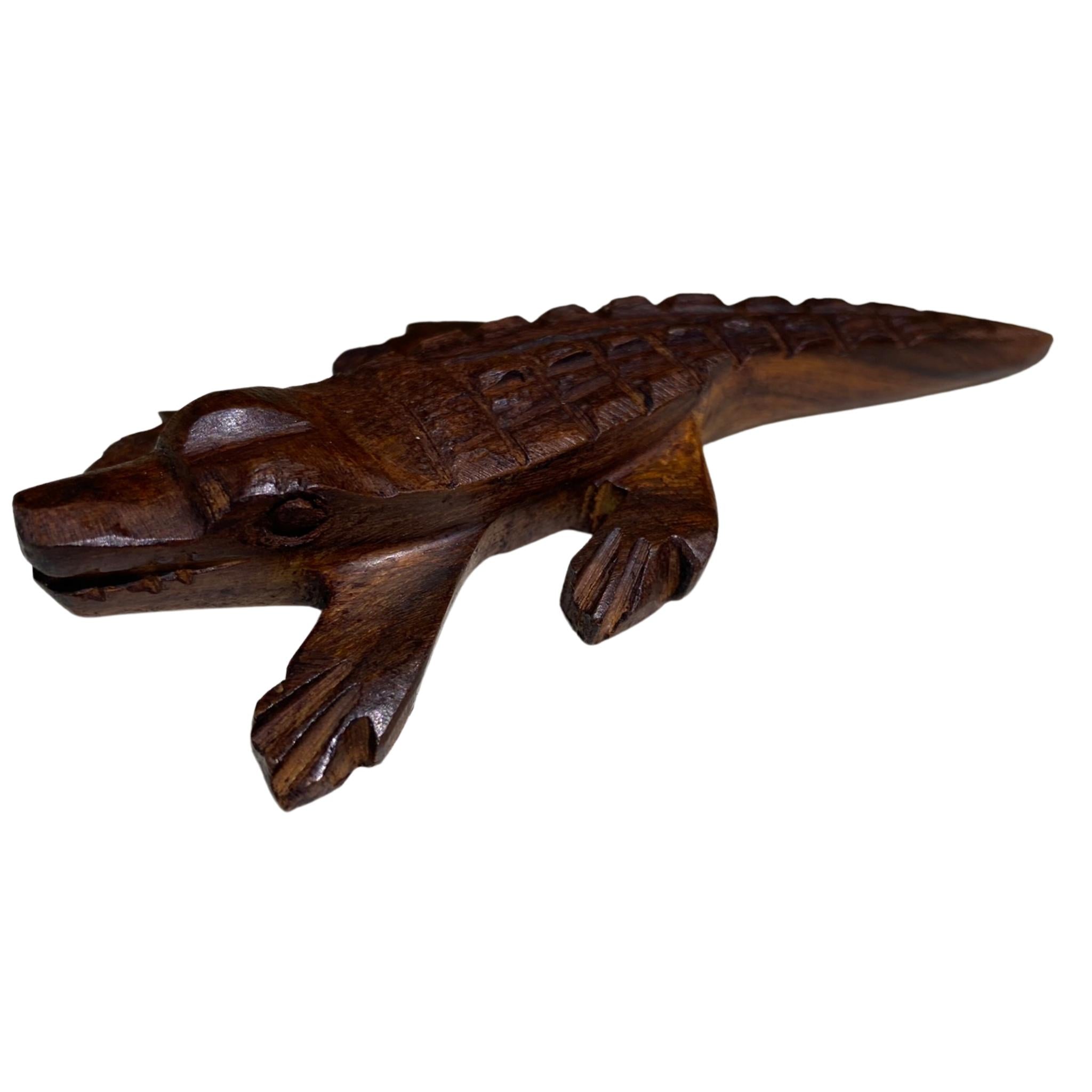 Ironwood Alligator figurine Handcrafted crocodile vintage look