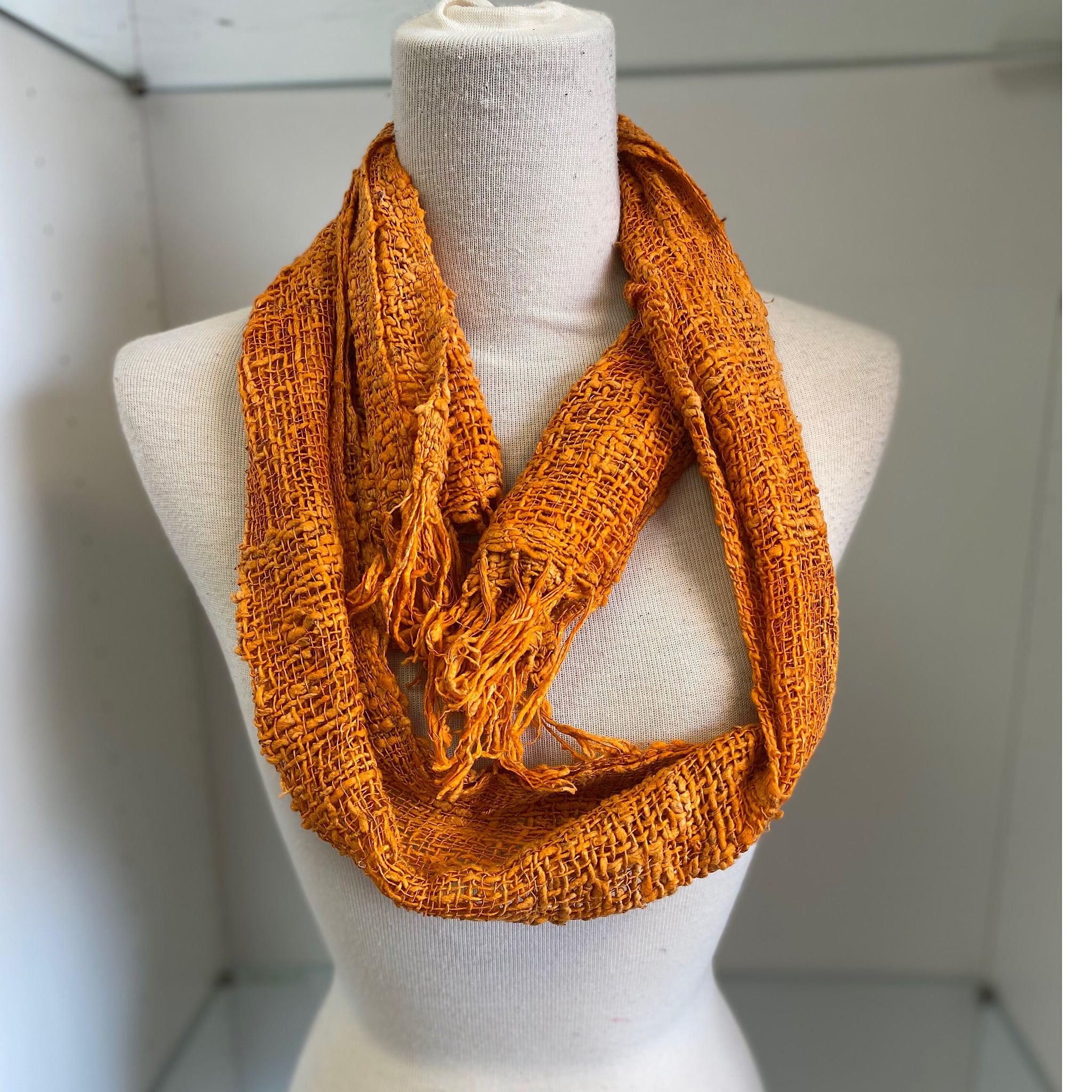 Handwoven Raw Silk from Madagascar 004 - Tobmarc Home Decor & Gifts