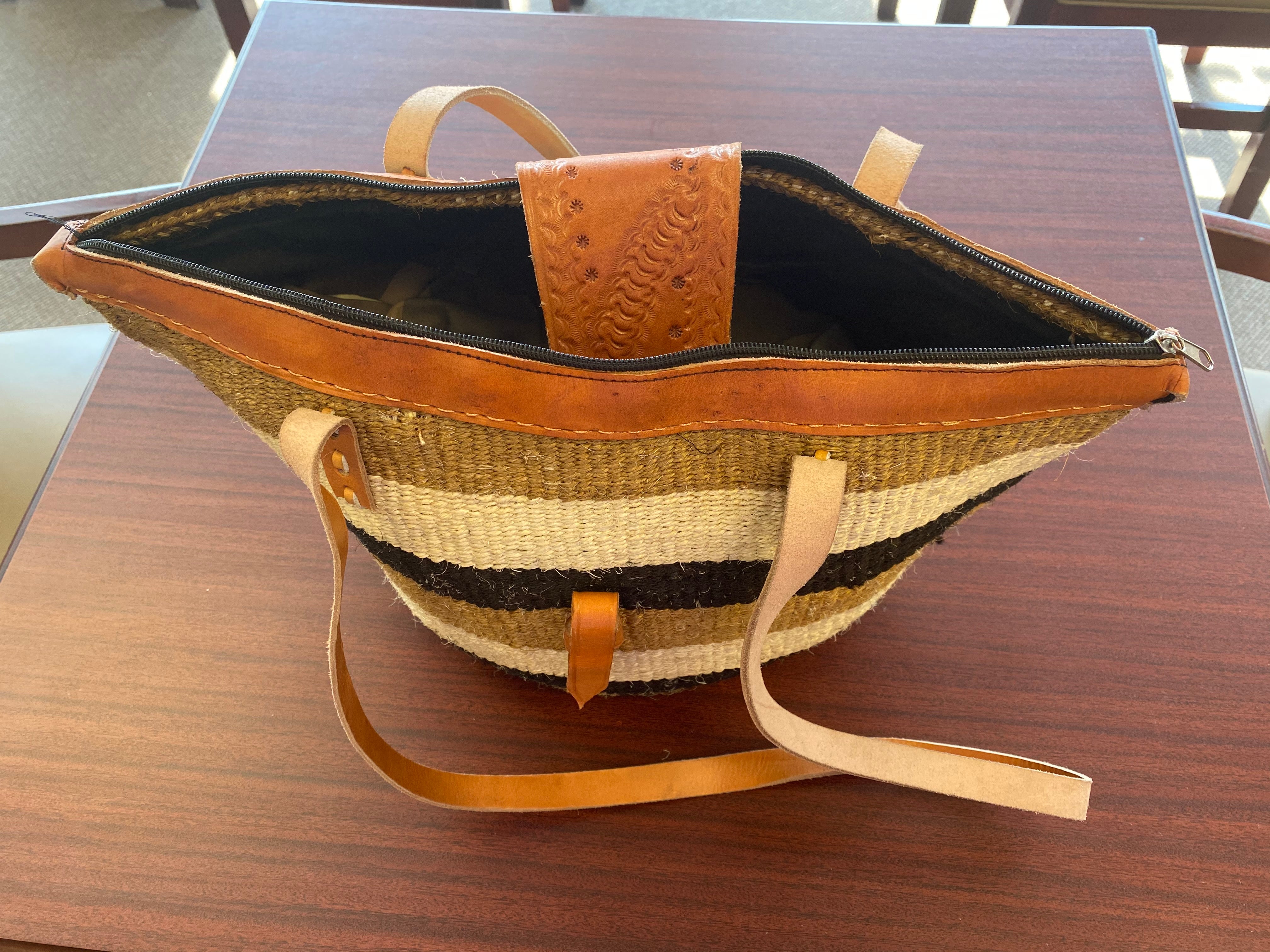 Assorted Shopping Baskets, Beach Baskets, Bags With Leather Handle, African Kiondo - Tobmarc Home Decor & Gifts