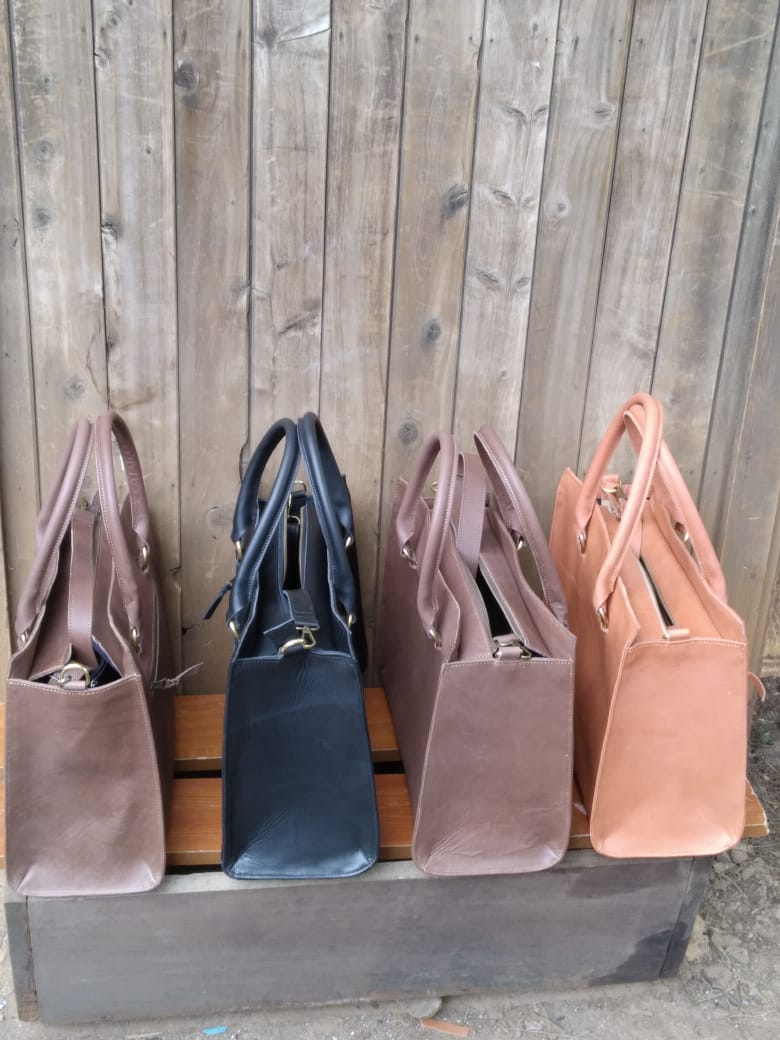 GENUINE PULL-UP LEATHER Work Laptop Shoulder Bag for Women - Tobmarc Home Decor & Gifts