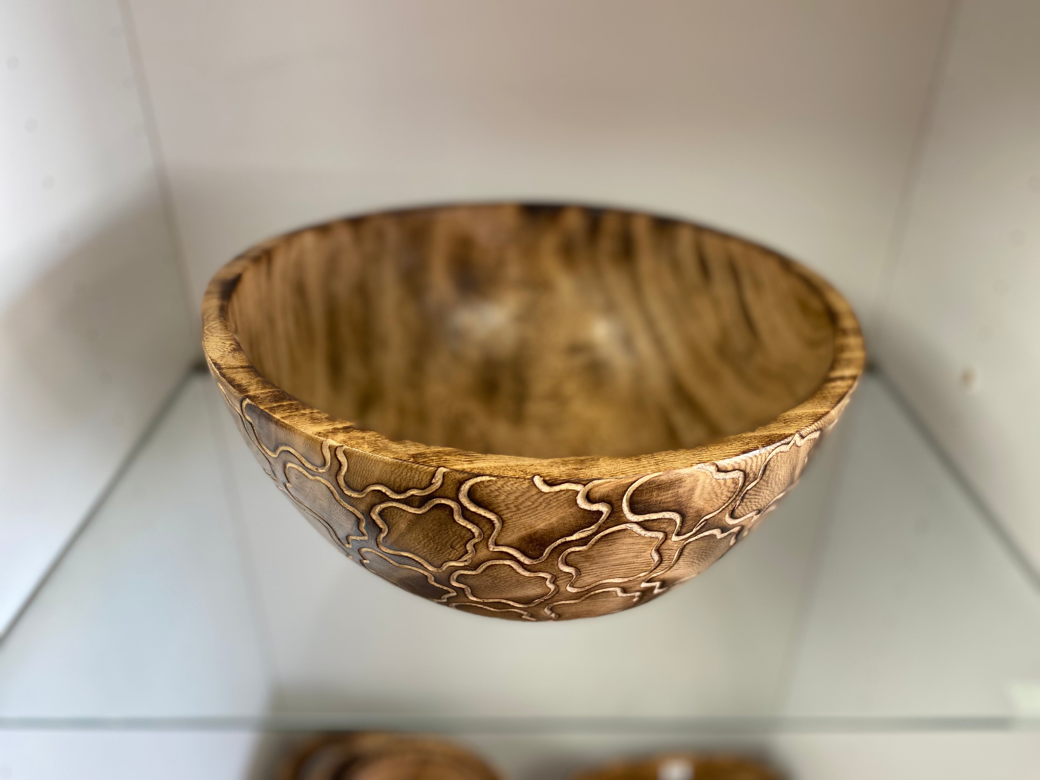 GIRAFFE DECORATED BOWL 12” -Handcrafted Jacaranda Wood Bowls,Salad Serving Bowls, Fruit Decorative Bowls, Salad Wooden Bowls Set, Nesting serving bowls - Tobmarc Home Decor & Gifts