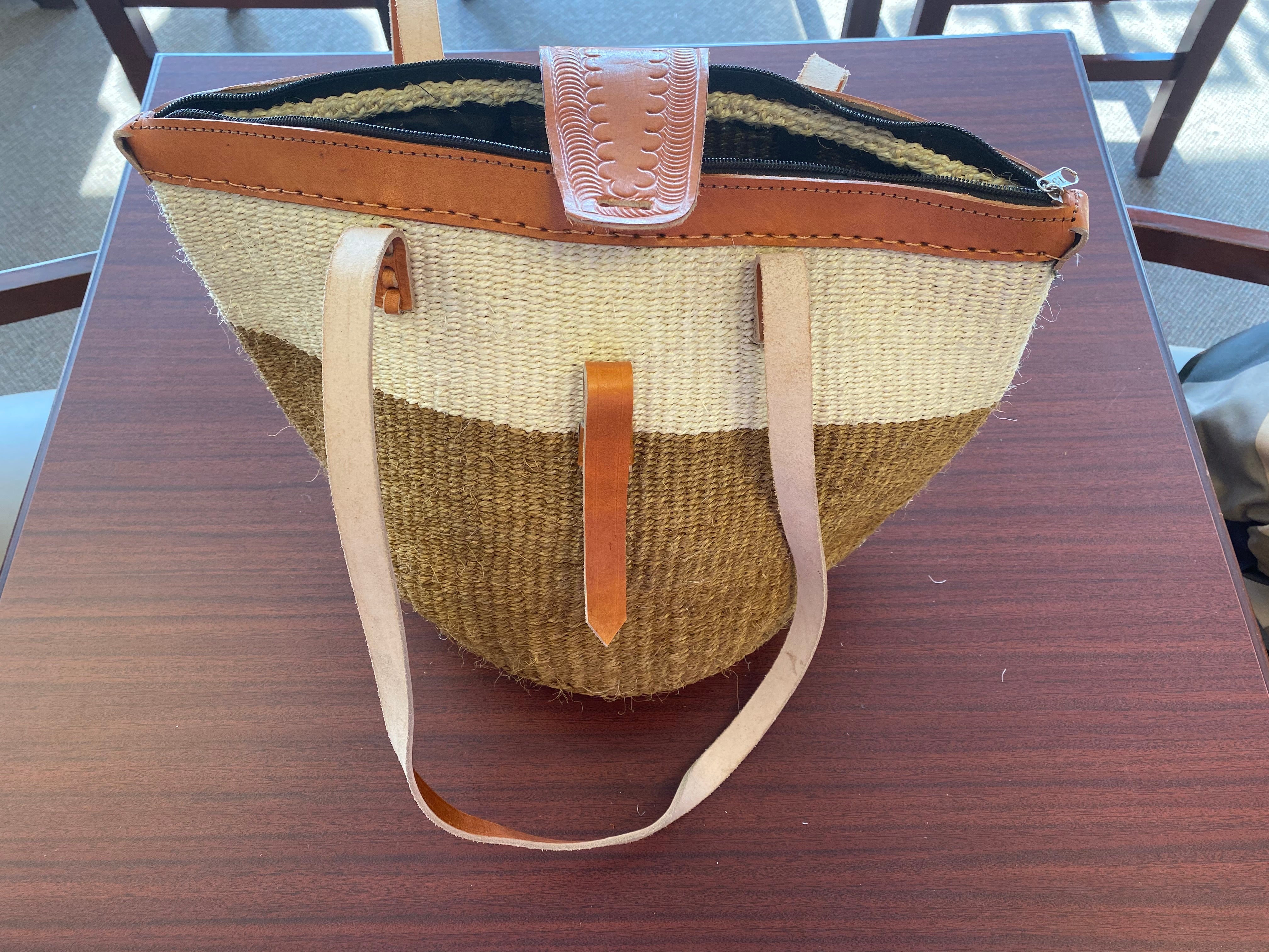 Assorted Shopping Baskets, Beach Baskets, Bags With Leather Handle, African Kiondo - Tobmarc Home Decor & Gifts