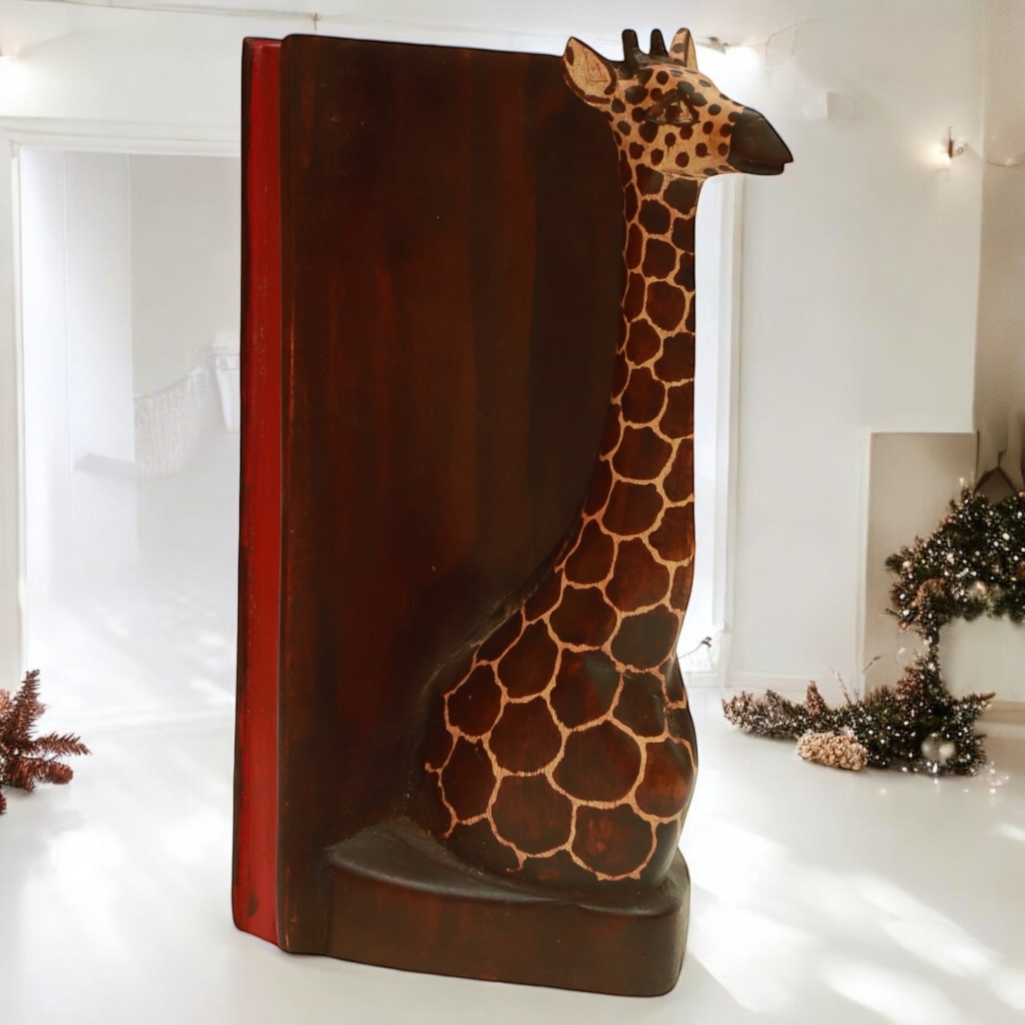 Wooden Giraffe Bookends – Hand-Carved Safari Decor Perfect for Organizing and Styling Shelves