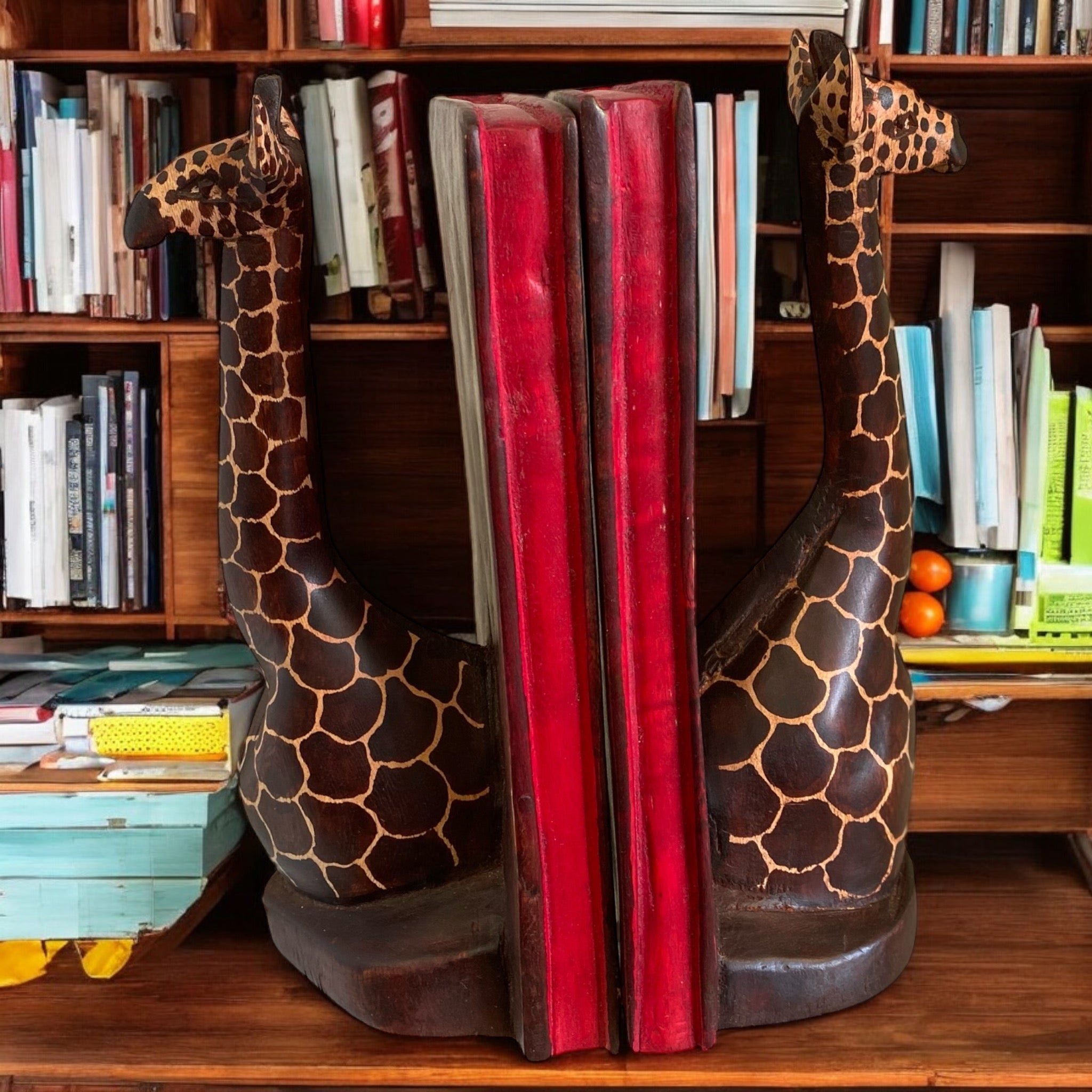 Wooden Giraffe Bookends – Hand-Carved Safari Decor Perfect for Organizing and Styling Shelves