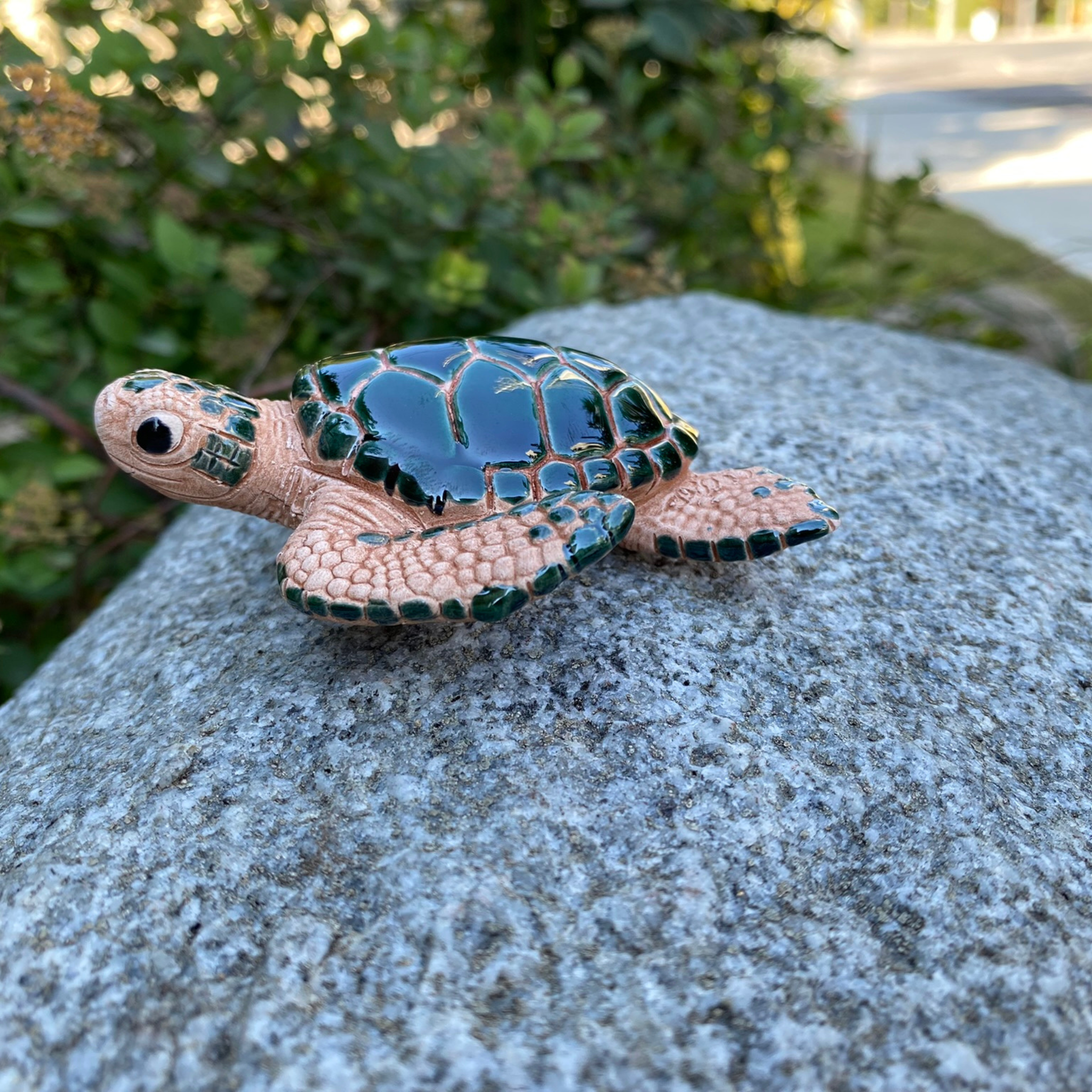 Ceramic green turtle Sculpture