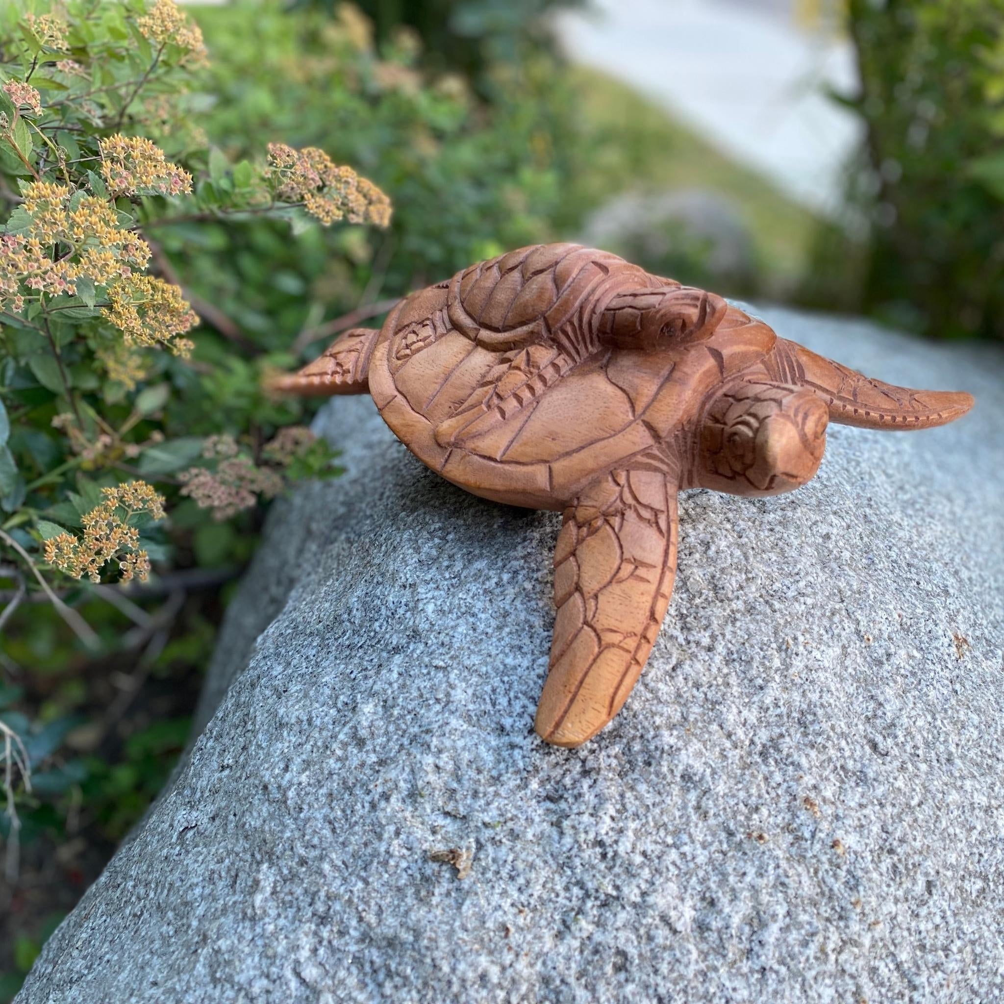Wooden Tortoise Home Decor Sculpture Statue Turtle Mother with Baby Solid Sea Turtle Sculpture from Indonesia Hand Carved Turtle Figurine - Tobmarc Home Decor & Gifts 