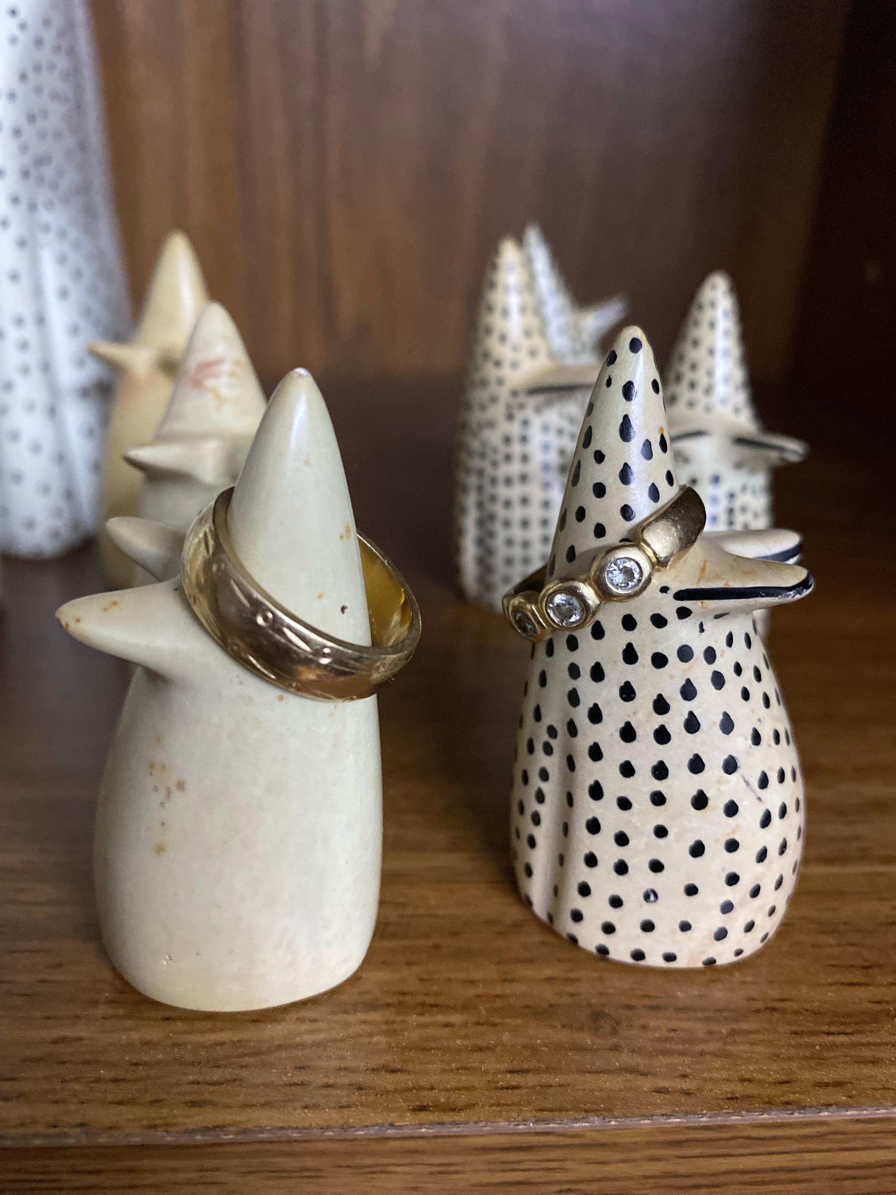 Kenya Soapstone Cat and Mouse Set Natural White for Home and Office decoration