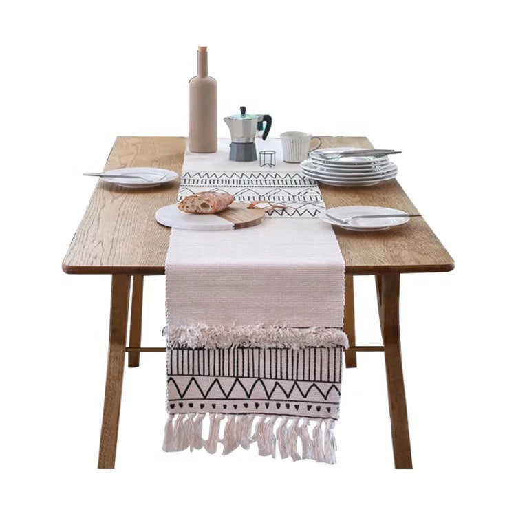 Bohemian Cotton Handmade Woven Tufted Diamond Pattern Table Runner Tassels for Living Room