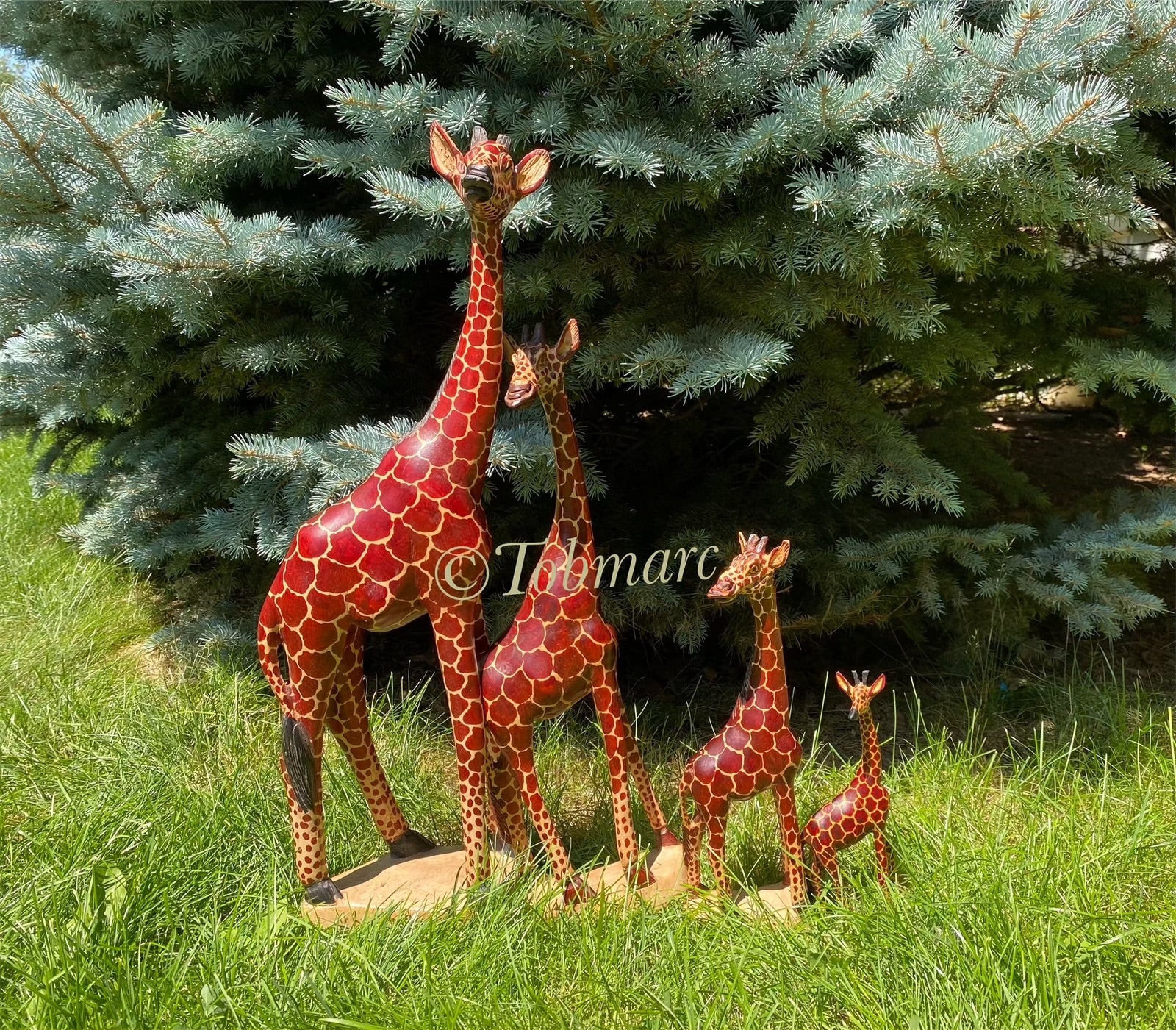 24" Hand carved Giraffe Sculpture, African Giraffe Decor - Tobmarc Home Decor & Gifts 