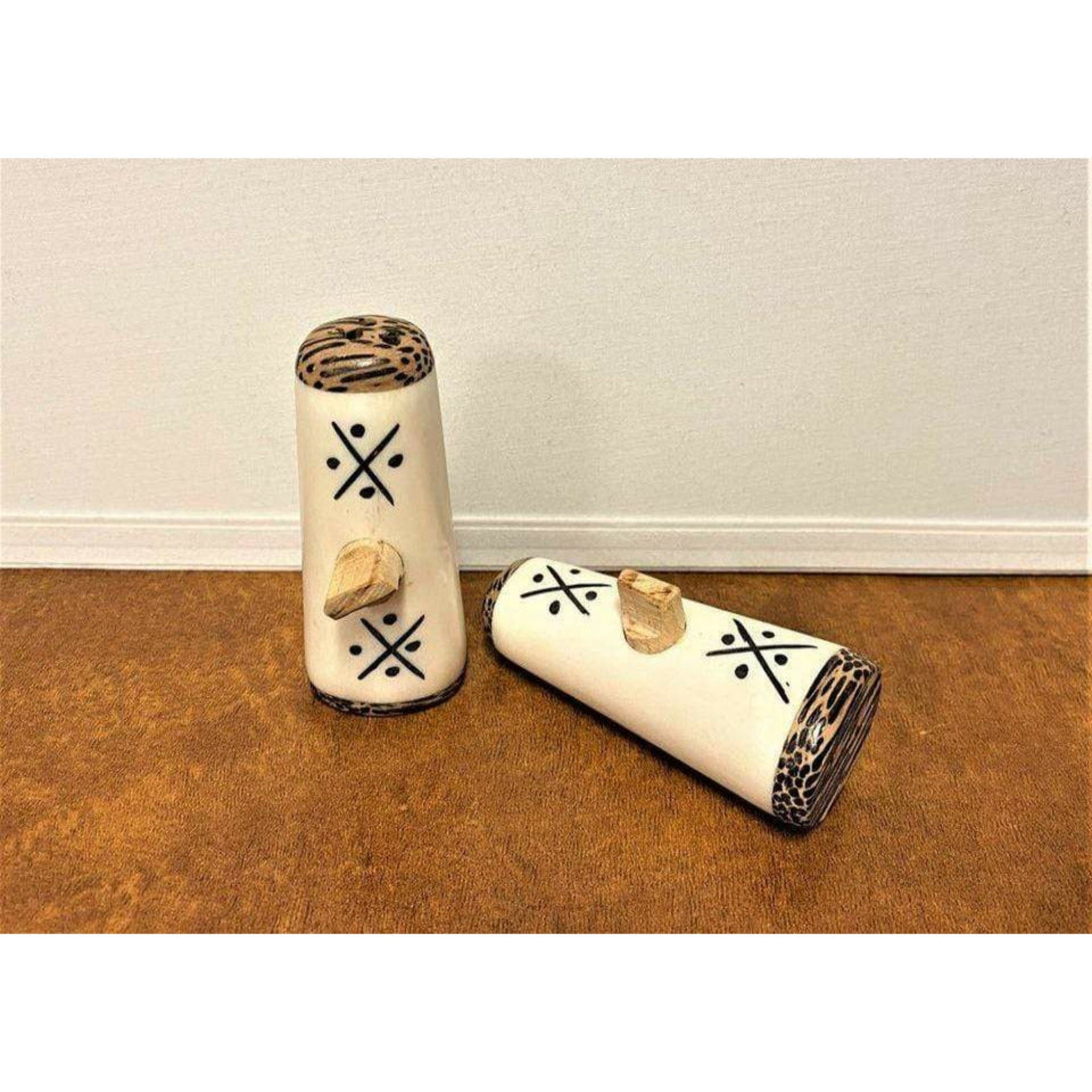 Tobmarc Home Decor & Gifts  Kitchenware cow horn Pepper & Salt shakersand Spice Bowls